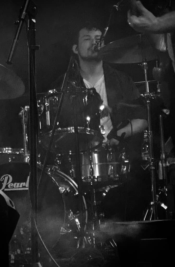 HIRTLE live — drums
